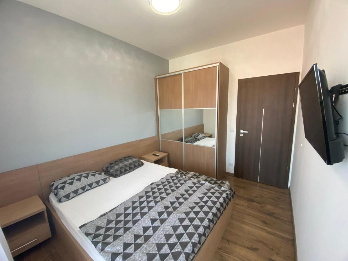 Black Brothers Wellness Apartments Шіофок Екстер'єр фото